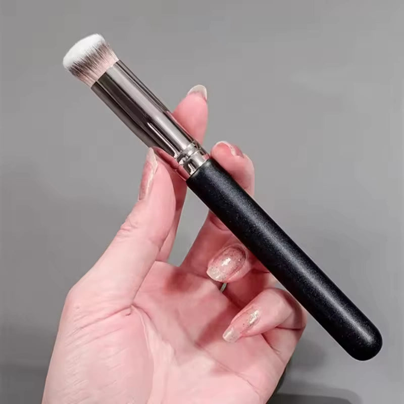 Clarivelle® Präzisions-Foundation-Pinsel – Für ein makelloses Finish